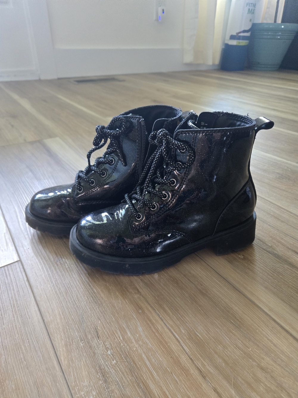Old Navy Black Shiny Lace-Up Kids Combat Boots